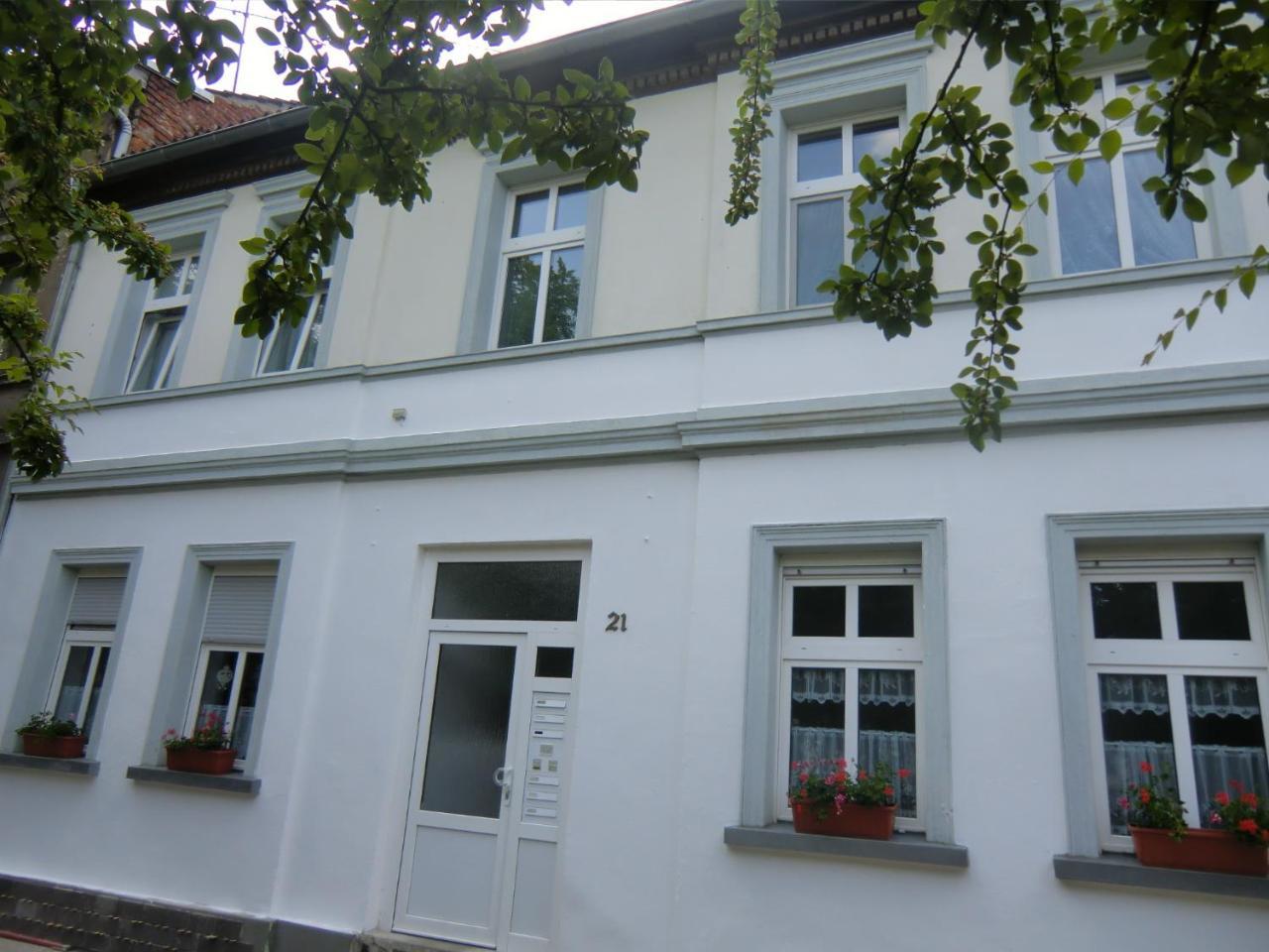 Apartmenthaus Rosenflair Schönebeck Стая снимка