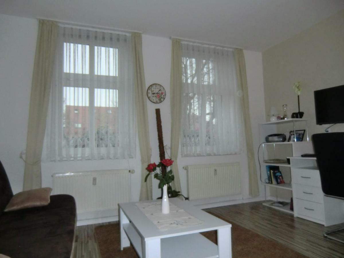 Apartmenthaus Rosenflair Schönebeck Екстериор снимка